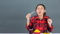 Rekomendasi Lengkap: Temukan Jajanan Pedas Menggugah Selera di Gresik untuk Penggemar Ekstra Pedas!
