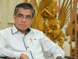 Kilas Balik: MK Dulu Tolak Gugatan Batas Usia, Kini Kemenaker Ingatkan Tak Ada Diskriminasi dalam Perekrutan Kilas Balik: MK Dulu Tolak Gugatan Batas Usia, Kini Kemenaker Ingatkan Tak Ada Diskriminasi dalam Perekrutan