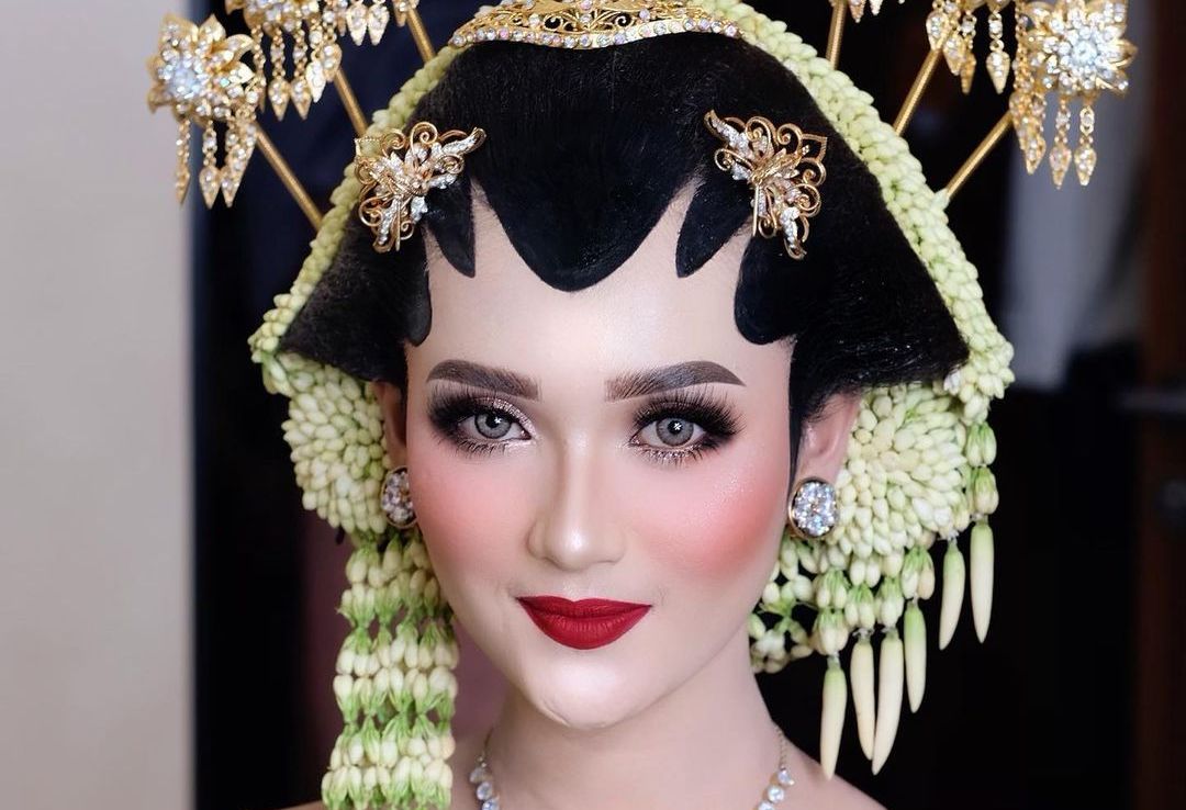 Tips Cepat Membersihkan Riasan Pengantin dengan Mudah: Simak dan Terapkan