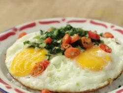 5 Menit Selesai, Nikmati Nasi Ceplok Telur yang Lezat dan Hemat, Sangat Mudah Dimasak! 5 Menit Selesai, Nikmati Nasi Ceplok Telur yang Lezat dan Hemat, Sangat Mudah Dimasak!