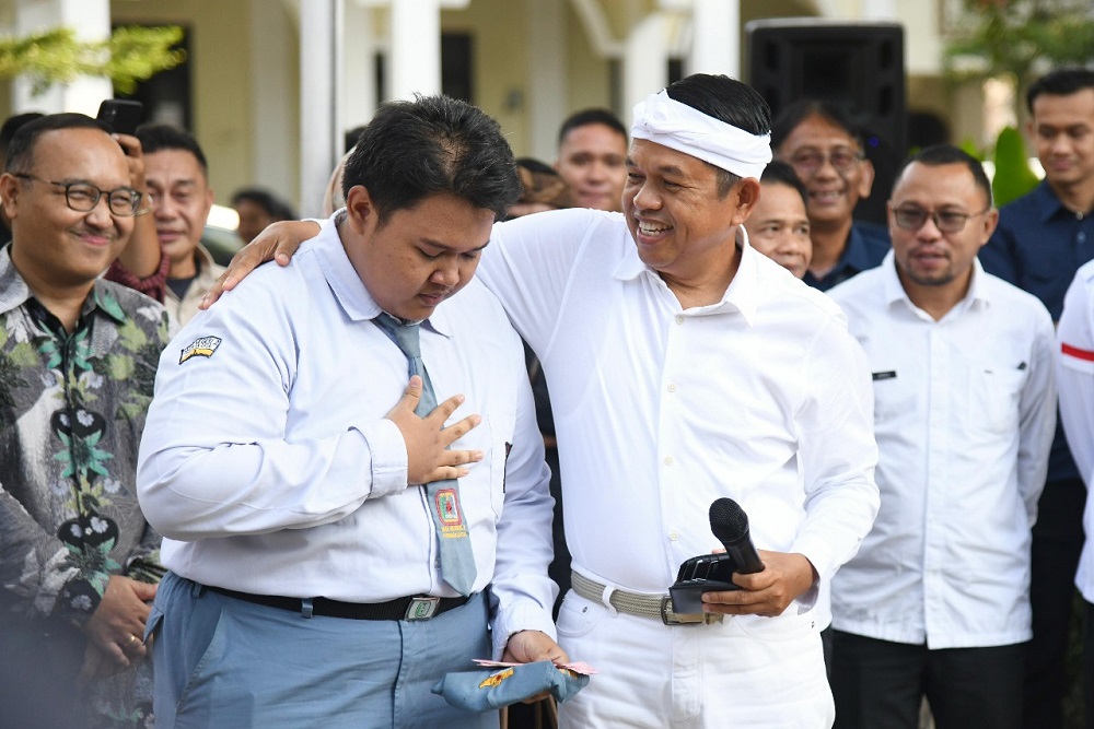Ditunggu-tungi Anak-anak, Dedi Mulyadi Bahas Manfaat Video Viralnya Yang Bikin Heboh