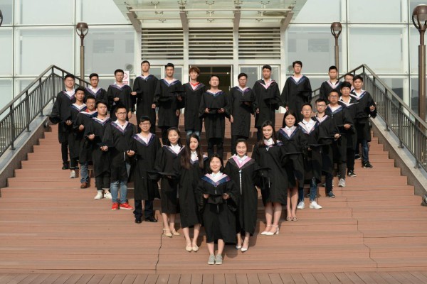 7 Cara Unik Merayakan Kelulusan SMA di Zaman Digital