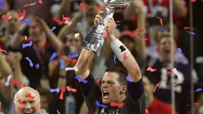 Tom Brady’s RC Autograph Soars Past 0,000 in Record-Breaking Sale