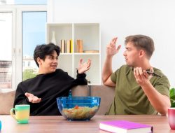 Orang yang Selalu Ungkap “Baik-baik Saja” Padahal Tak Baik, Punya Kepribadian Spesial Menurut Ilmu Psikologi Orang yang Selalu Ungkap “Baik-baik Saja” Padahal Tak Baik, Punya Kepribadian Spesial Menurut Ilmu Psikologi