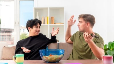 Orang yang Selalu Ungkap “Baik-baik Saja” Padahal Tak Baik, Punya Kepribadian Spesial Menurut Ilmu Psikologi