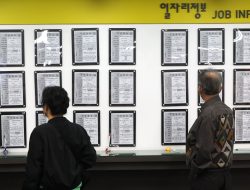 Editorial: Letting Go of Mandatory Retirement Outshines Age Hikes