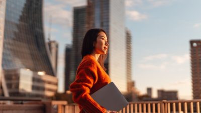 12 Things Confident Women Always Stand By Without Apology
