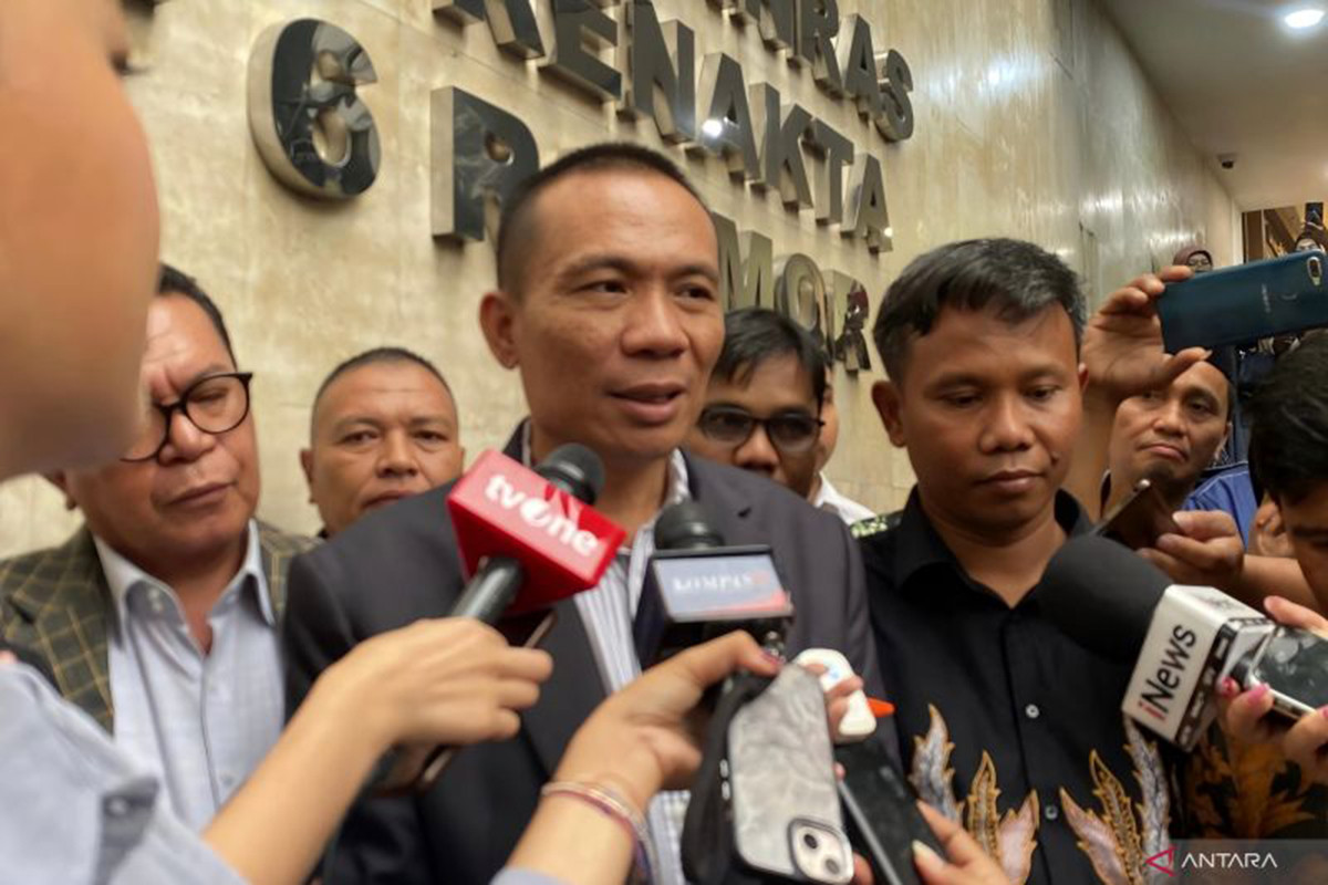 Kasus Ijazah Jokowi: Apakah Pemeriksaan Rismon Terkait Keamanan Nasional?