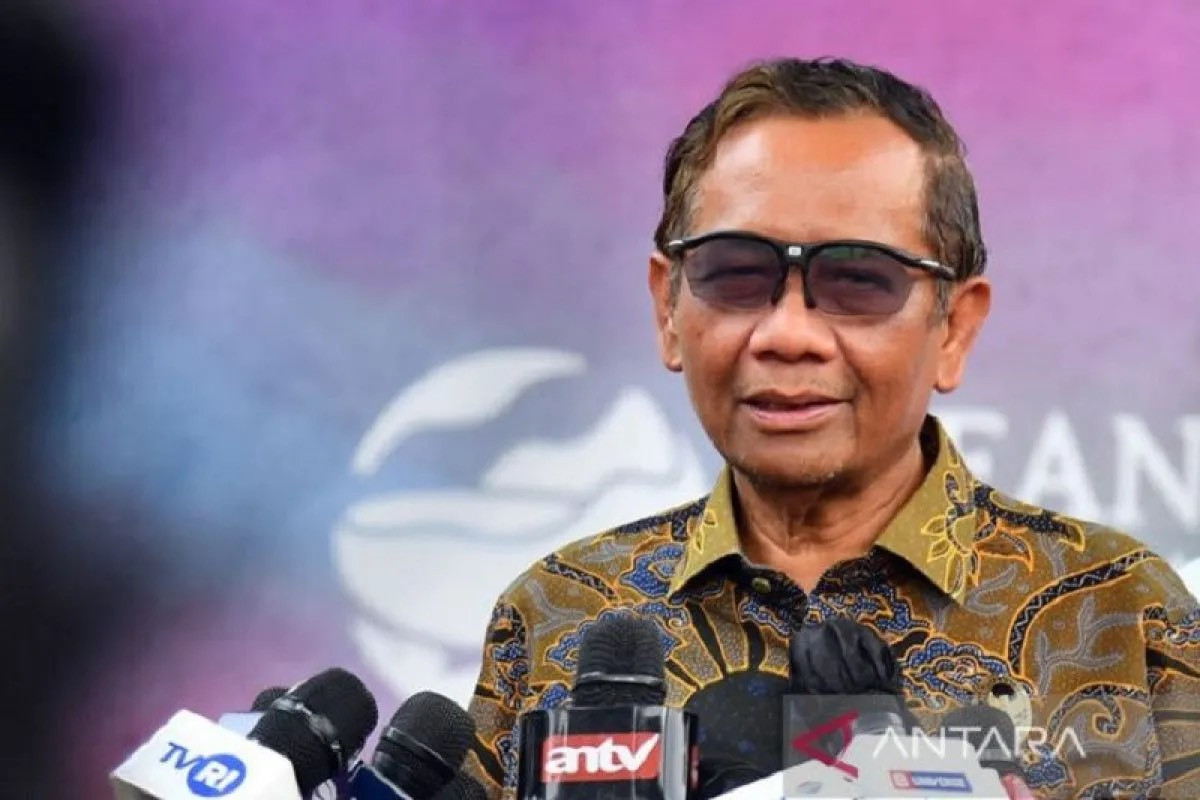 Soal Dugaan Judol, Mahfud MD: Jangan Dengar Budi Arie, Siapa Sudah Pernah Dicuri?