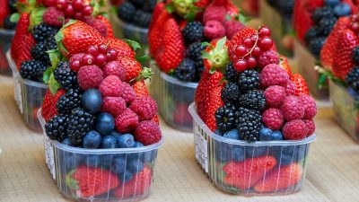 6 Berries That Supercharge Liver Health