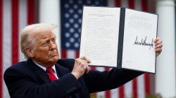 Donald Trump: Pertimbangkan Pajak Impor 15% Berlaku Selama 150 Hari
