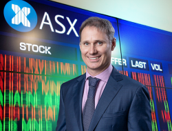 ‘I’d Rather Stick Pins in My Eyes’: Simon Mawhinney Blasts CBA Share Price ‘I’d Rather Stick Pins in My Eyes’: Simon Mawhinney Blasts CBA Share Price
