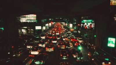 7 Lagu Wajib Masuk Daftar Putar Perjalananmu