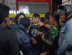 Ojol Dituduh Sebarkan Video Tak Senonoh, Hampir Diamuk Teman Sesama Ojek Online Ojol Dituduh Sebarkan Video Tak Senonoh, Hampir Diamuk Teman Sesama Ojek Online