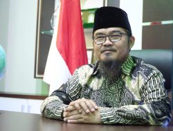 KH Zezen: Dasar Syariah yang Kokoh untuk Peran Negara dalam Zakat KH Zezen: Dasar Syariah yang Kokoh untuk Peran Negara dalam Zakat