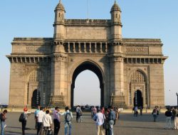 5 Rahasia Unik dari Monumen Gateway of India yang Mendunia di Mumbai 5 Rahasia Unik dari Monumen Gateway of India yang Mendunia di Mumbai