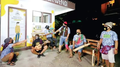 Hentikan Kejahatan Sepeda Motor, Surabaya Luncurkan 500 Pos Kamling Komunitas-Teknologi Hentikan Kejahatan Sepeda Motor, Surabaya Luncurkan 500 Pos Kamling Komunitas-Teknologi