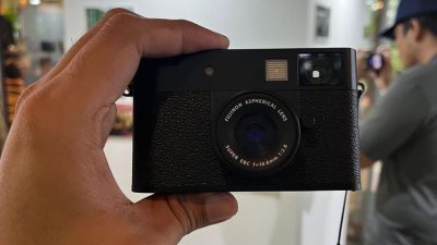 Fujifilm X Half: Kamera Lentur dan Canggih untuk Pengalaman Fotografi Asli yang Lebih Mudah