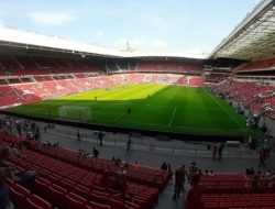 5 Kemenangan Epik PSV Eindhoven Musim 2024/2025 5 Kemenangan Epik PSV Eindhoven Musim 2024/2025