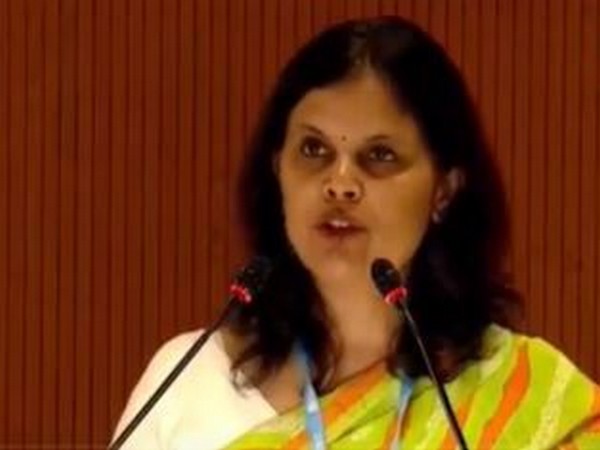 Health Chief Reviews COVID-19 Status Across States