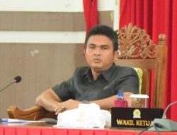 DPRD Gumas Tegaskan Disiplin ASN untuk Layanan Publik Yang Lebih Baik DPRD Gumas Tegaskan Disiplin ASN untuk Layanan Publik Yang Lebih Baik