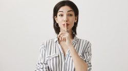 4 Zodiak yang Paling Handal dalam Bercanda dan Sulit Berbicara Jujur