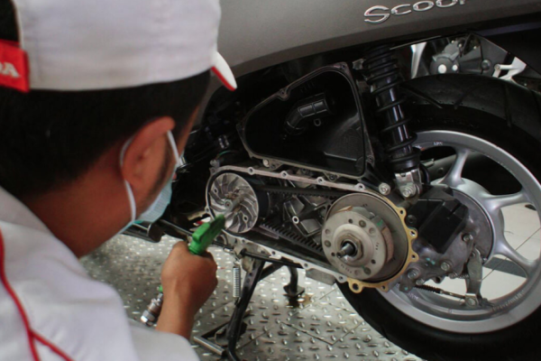 Gejala V-Belt Motor Matik yang Menandakan Perlu diganti Sebelum Rusak Total!