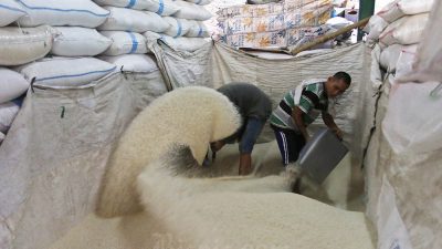 Harga Pangan Minggu Ini: Beras Tetap Tinggi, Cabai Rawit Malah Anjlok