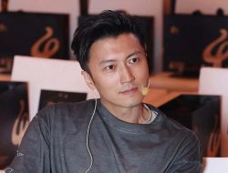 Nicholas Tse and His Girlfriend Faye Wong Spotted on Cozy Trip to Japan Nicholas Tse and His Girlfriend Faye Wong Spotted on Cozy Trip to Japan