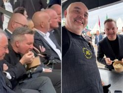 Chris Bowen Draws Ire for Eating Pasta During Catholic Mass: ‘Extremely Rude’ Chris Bowen Draws Ire for Eating Pasta During Catholic Mass: ‘Extremely Rude’