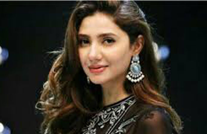 Mahira Khan Unfazed by Removal From ‘Raees’ Poster