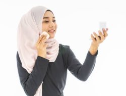 3 Pilihan Bedak Two Way Cake Terbaik untuk Mencerahkan Kulit — Yuk Pilih YangMana!