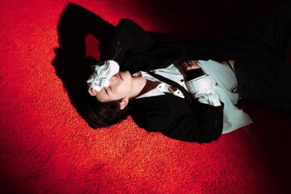 eaJ Unveils Toxic Relationship’s Exhausting Cycle in “Merry Go Round”