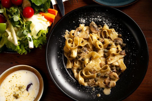 Resep Fettuccine dengan Jamur: Pasta Rumahan yang Sajian Premium