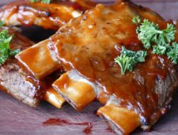 Resep Iga Bakar Madu Enak, Lembut Sampai Lumer di Mulut!