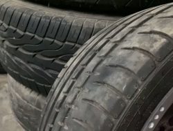 Waduh! Berbahaya Gunakan Ban Bekas untuk Mobil, Hindari Iming-Iming Harga Murah Waduh! Berbahaya Gunakan Ban Bekas untuk Mobil, Hindari Iming-Iming Harga Murah