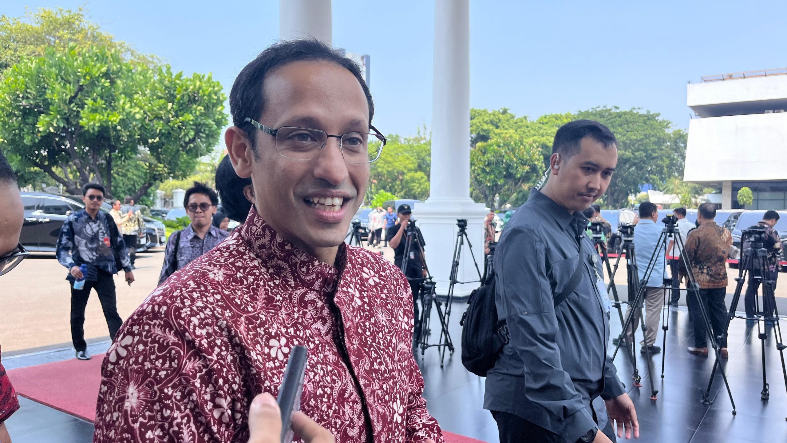Rumah Dua Staf Spesial Presiden Nadiem Makarim Diseret Terkait Dugaan Skandal Pengadaan Laptop