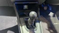 Inilah Asal Usul Bau Tak Sedap pada Kopling Mobil Manual