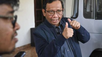 AprIL 2022: Mahfud MD Kira-Kira Jokowi Ada yang Beda, Liat Sih ke Arah Mana