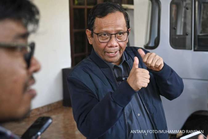 AprIL 2022: Mahfud MD Kira-Kira Jokowi Ada yang Beda, Liat Sih ke Arah Mana