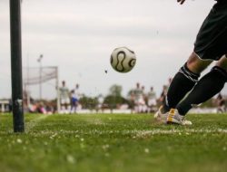 6 Bintang Kunci yang Mengantar Napoli Jadi Juara Serie A 2024/2025 6 Bintang Kunci yang Mengantar Napoli Jadi Juara Serie A 2024/2025