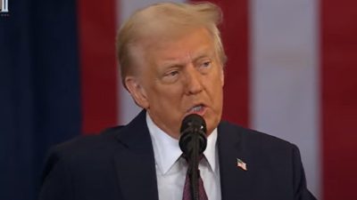 Trump Siap Cabut Semua Sanksi AS terhadap Suriah