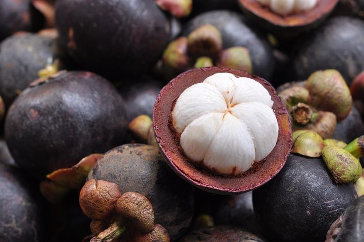 11 Khasiat Lengkap Manggis: Si Buah Lezat dengan Keajaiban Kesehatan