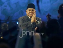 Presiden Prabowo Sambut Kunjungan Bill Gates ke Istana Paginya Hari Ini Presiden Prabowo Sambut Kunjungan Bill Gates ke Istana Paginya Hari Ini
