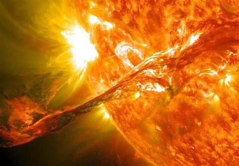 Solar Storm Strikes Earth, Threatening Satellites and Power Grids