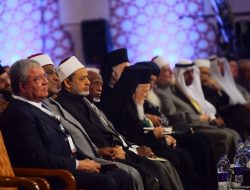 BKMs Al-Azhar Sorong Hebohkan Protes, Tuding Intervensi Politik dalam Penunjukan Plt BKMs Al-Azhar Sorong Hebohkan Protes, Tuding Intervensi Politik dalam Penunjukan Plt