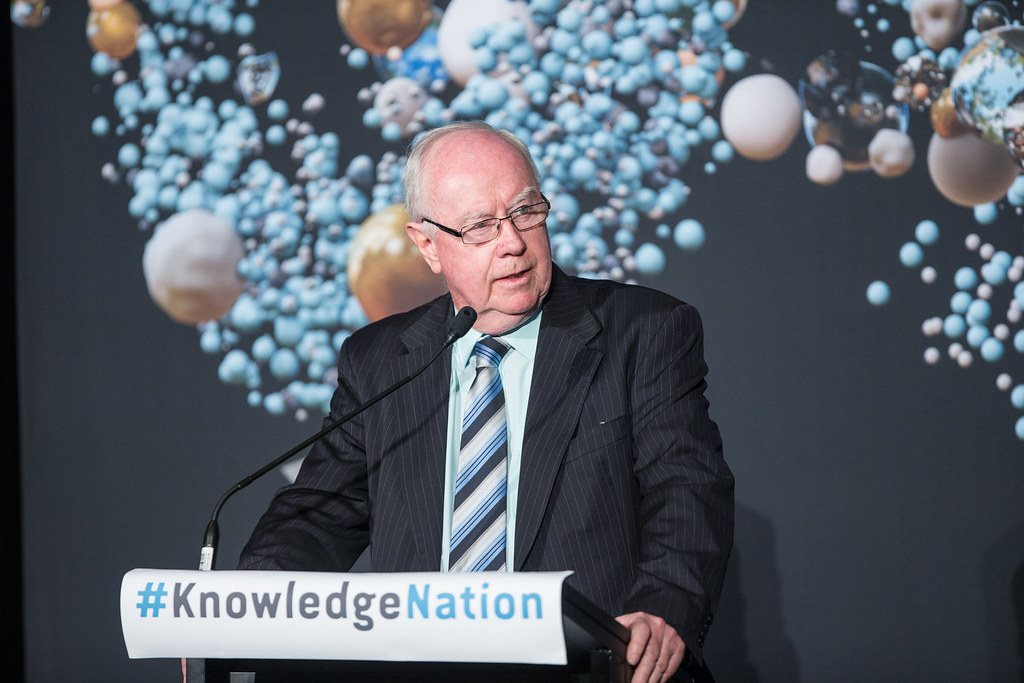 Science, Tech, and AI: Federal Education Minister Calls for Game-Changing Shift