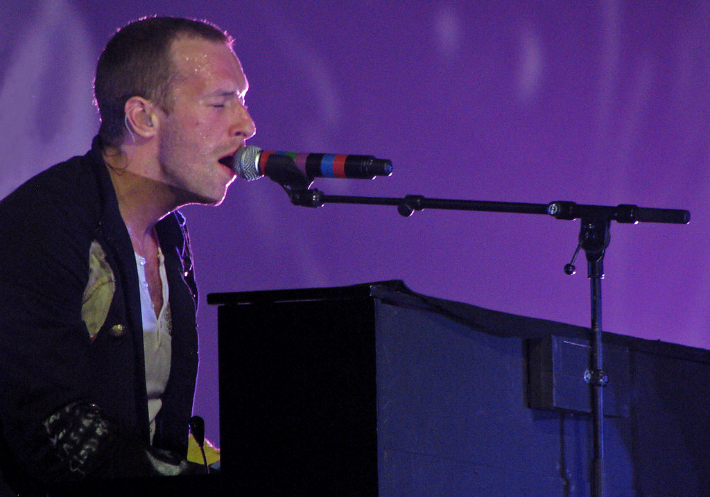 Chris Martin Makes First Public Appearance Since Split With Dakota Johnson Chris Martin Makes First Public Appearance Since Split With Dakota Johnson