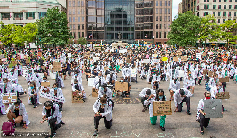 Medicine Meets Politics: An International Perspective