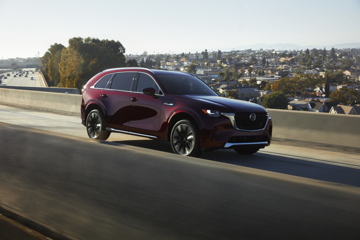 Mazda Unveils Sizzling June Deal: Snag the 2025 CX-90 for Less